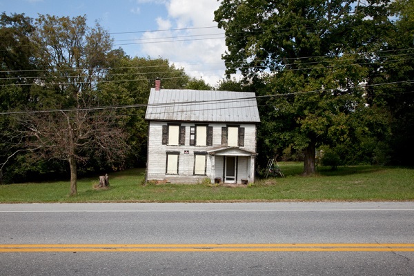 A photo taken of a house in Hagerstown, MD for the "A House Apart" series by Ben Marcin. Photo Courtesy of: Ben Marcin.