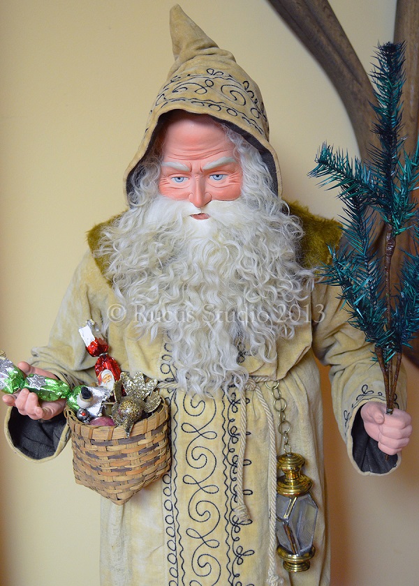 A German Santa Clause by artist Scott Smith of Rucus Studio. Photo Courtesy of: Scott Smith/Rucus Studio.