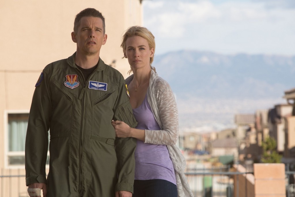 Ethan Hawke and January Jones in "Good Kill." Photo: Lorey Sebastian. (C) 2014 Clear Skies Nevada LLC. An IFC Films release.