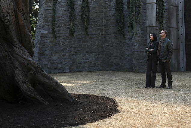 OUAT season 5, episode 2: “In an effort to protect Emma, Regina (Lana Parrilla) steps up in a surprising way that will test her mettle as a force for good.” Photo Credit: ABC/Jack Rowand.